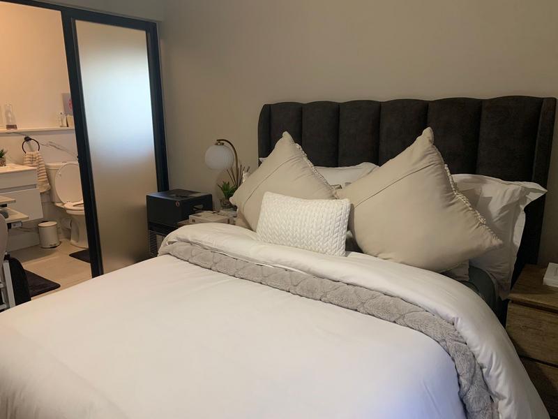 To Let 1 Bedroom Property for Rent in Sandown Western Cape